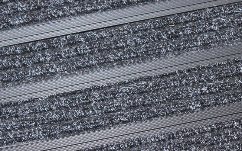 Close up image of Super Brush inserts in Black ARCHIMAT aluminium architectural matting