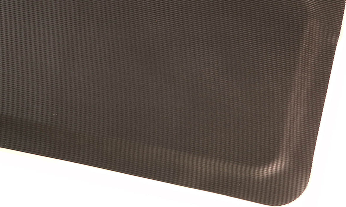 Corner product image of black Comfort Rib Premier Mat