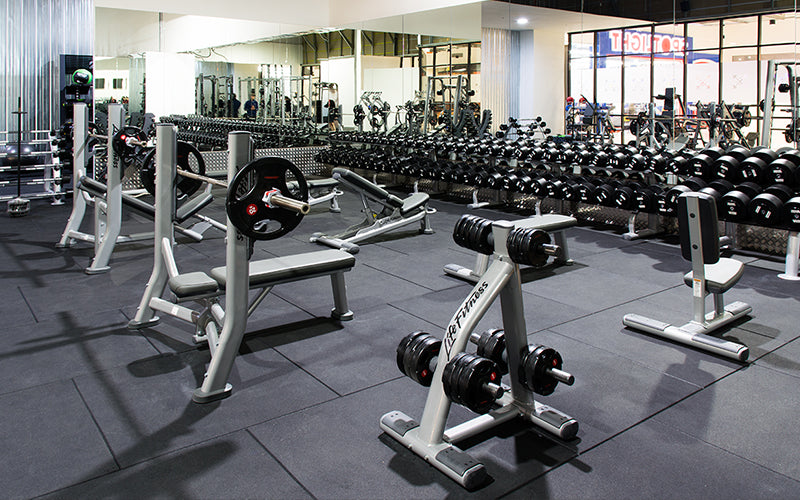 Insitu product image of our rubber black gym mats in a commercial gym set up