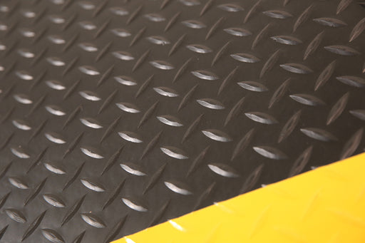 Close up product image of black and yellow Diamond Plate Gel Anti-Fatigue Mat
