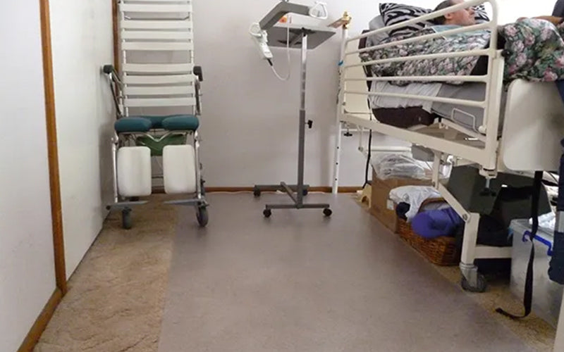 Hoist Mat insitu image in a hospital