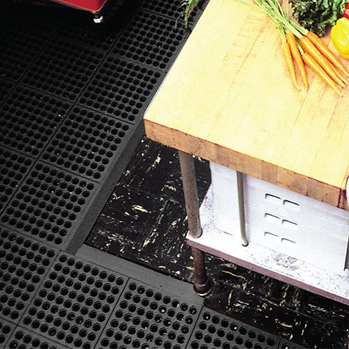 Insitu product image of 24/Seven Interlocking Rubber Mat with black ramps in commercial kitchen