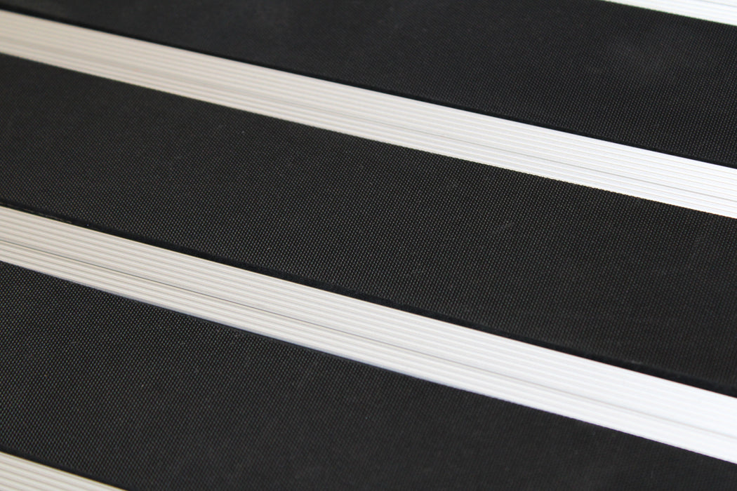 Close up image of Ply Insertion Rubber inserts in Silver ARCHIMAT aluminium architectural matting
