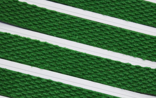 Close up image of Kelly Green Superguard inserts in Silver ARCHIMAT aluminium architectural matting