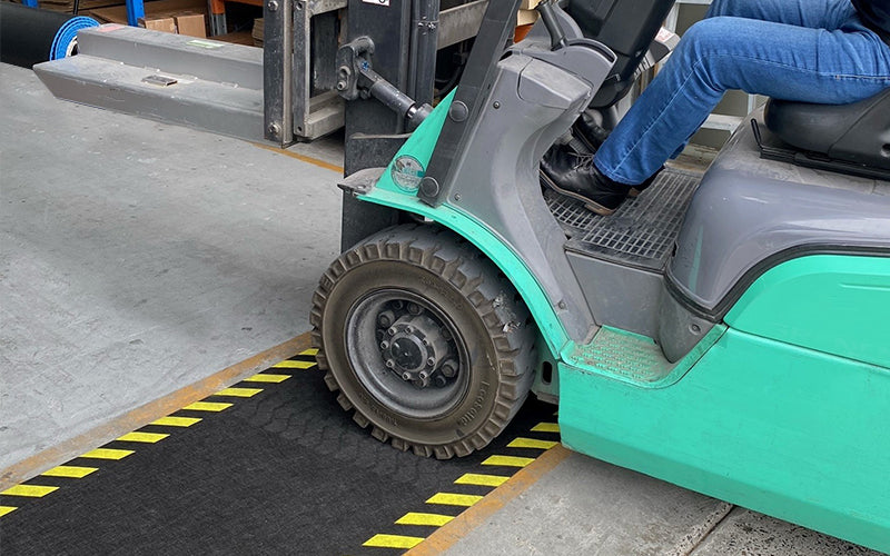 SmartGrip Industrial Mat