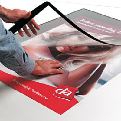 Product image of the Floor Window DIsplay. Easy to use.