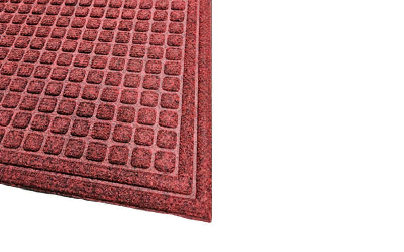 Corner image of the slate tiretuff mat that has double edging for easily removing dirt and debris.