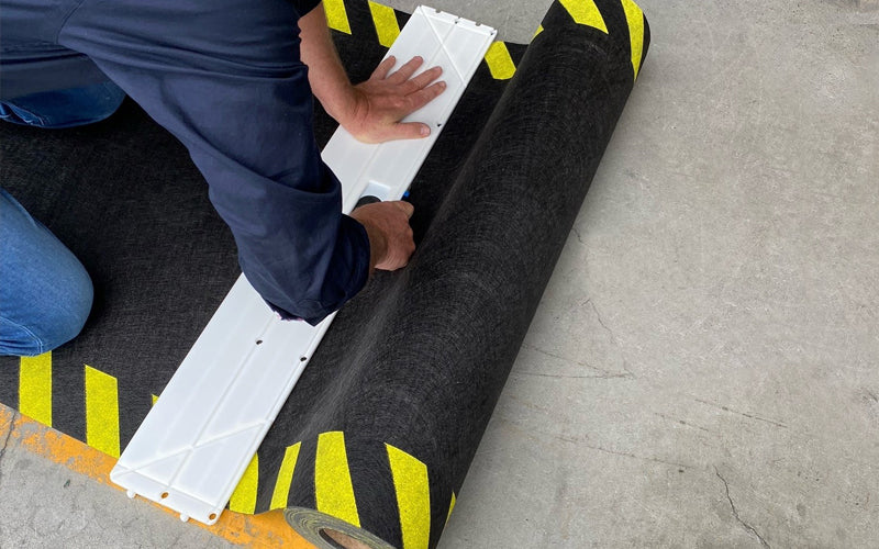 SmartGrip Industrial Mat Roll, Factory, Non-Slip